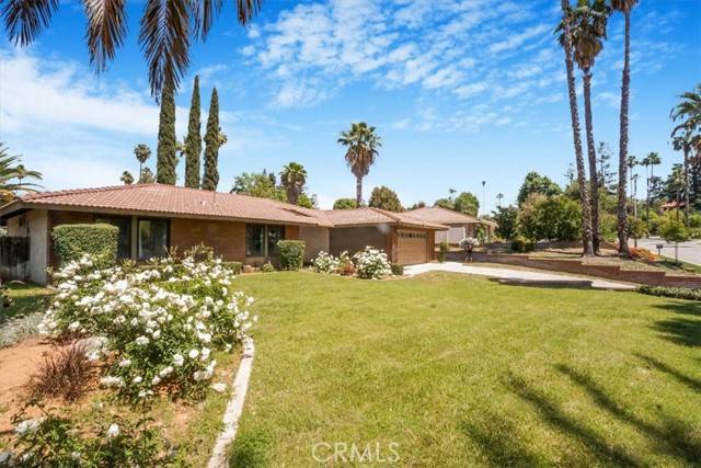 Redlands, CA 92373,227 Candy Lane
