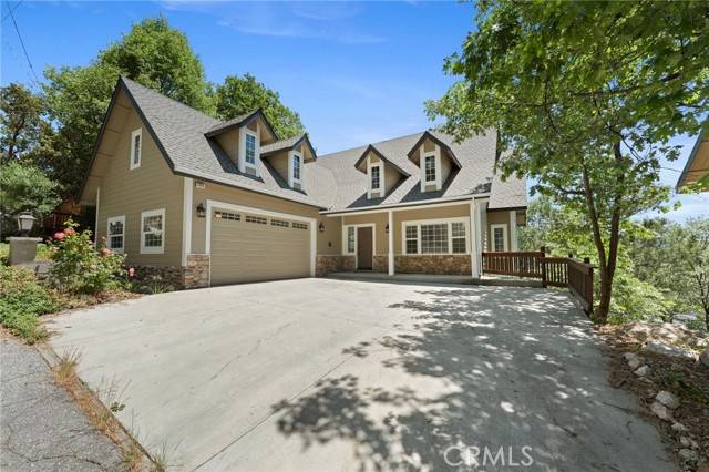 Lake Arrowhead, CA 92352,765 Del Norte Lane