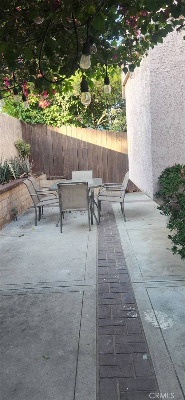 Fontana, CA 92337,14526 Hillcrest Drive
