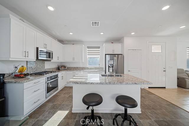 Ontario, CA 91761,3647 Basanite Avenue