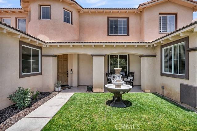 Corona, CA 92883,1775 Honors Lane