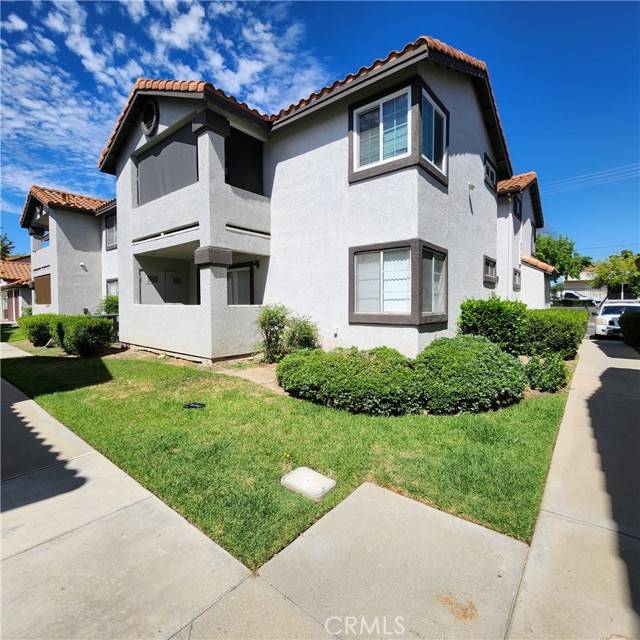Lake Elsinore, CA 92530,16377 Lakeshore Drive #2F