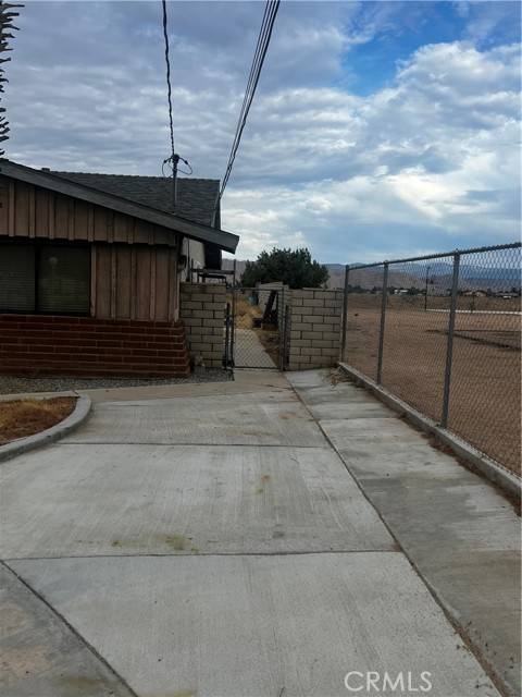 Hesperia, CA 92345,7795 E Avenue