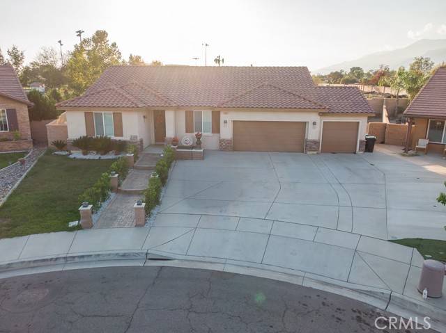 Rialto, CA 92377,1388 Nicholas Court