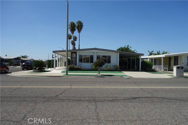 Hemet, CA 92543,977 S Elk
