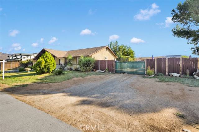 Jurupa Valley, CA 92509,4694 Filly