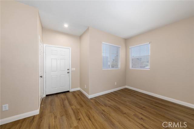 San Jacinto, CA 92583,2002 Clemens