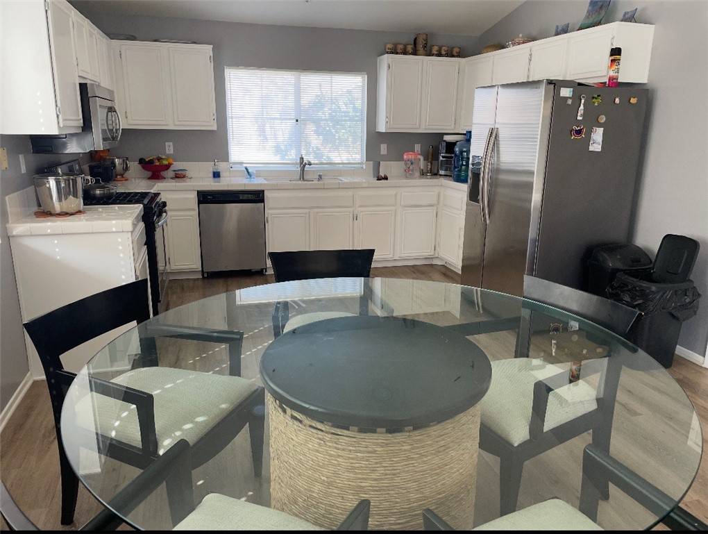 San Jacinto, CA 92582,929 Cirrus