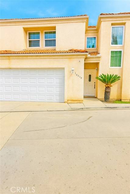 Paramount, CA 90723,16240 Hunsaker