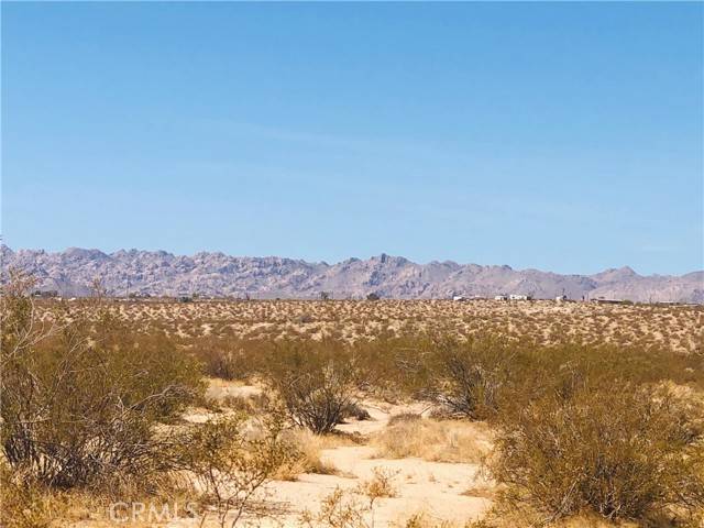 Twentynine Palms, CA 92277,0 El Sando Road