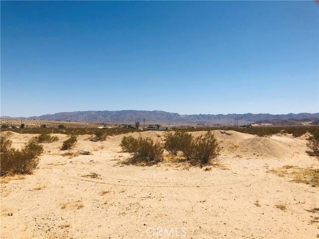 Twentynine Palms, CA 92277,2 Kachina Drive