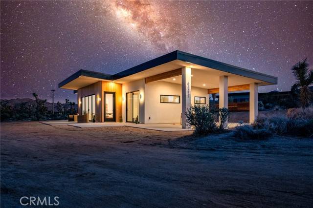 Joshua Tree, CA 92252,6689 Saddleback Road