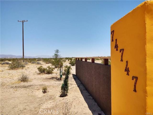 Twentynine Palms, CA 92277,74747 Mesa Drive