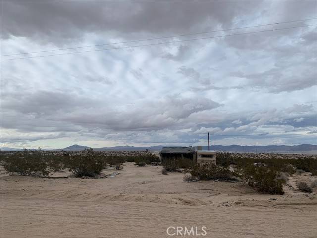 Twentynine Palms, CA 92277,1 Winters Road