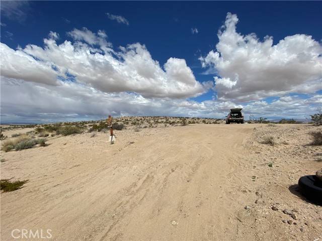 Twentynine Palms, CA 92277,75800 Buena Vista Drive