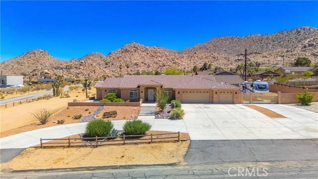 Joshua Tree, CA 92252,61275 Navajo Trail