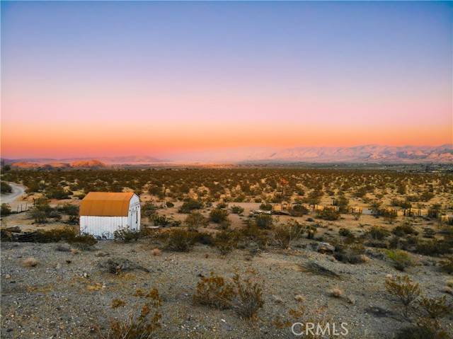 Joshua Tree, CA 92252,4195 Avenida Del Sol