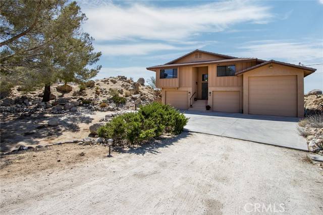 Yucca Valley, CA 92284,57443 Buena suerta