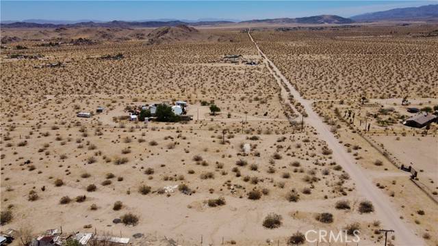 Joshua Tree, CA 92252,62254 Sunflower Road