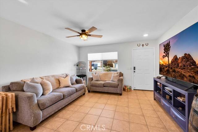 Twentynine Palms, CA 92277,71563 Sunflower Drive