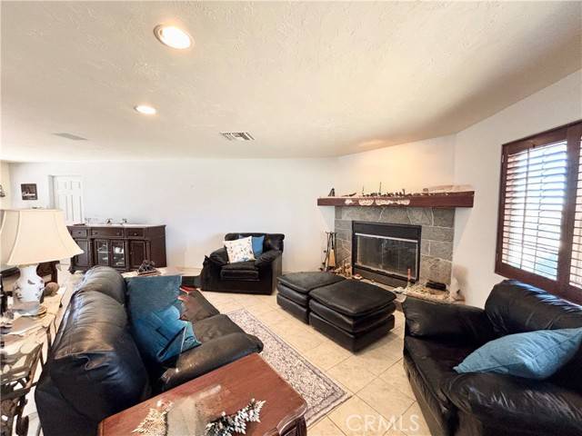 Yucca Valley, CA 92284,7442 Camarilla Avenue