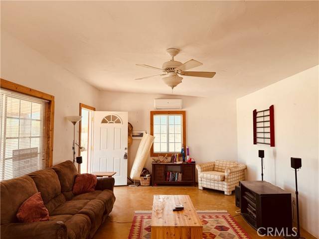 Twentynine Palms, CA 92277,81392 Diamond Bar Road