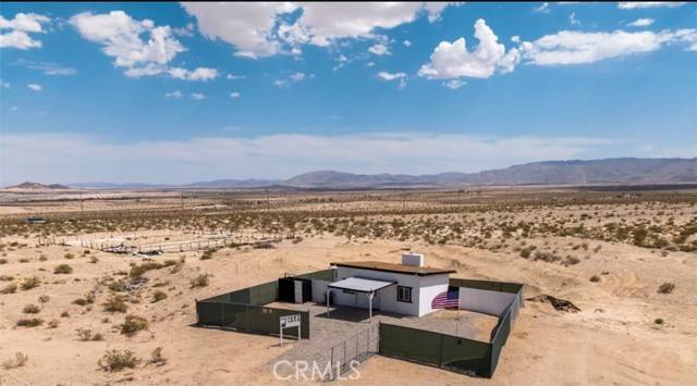 Twentynine Palms, CA 92277,70755 Brant Crossing Road