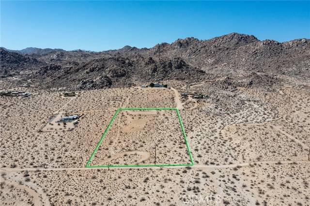 Joshua Tree, CA 92252,63317 Cottonwood Drive