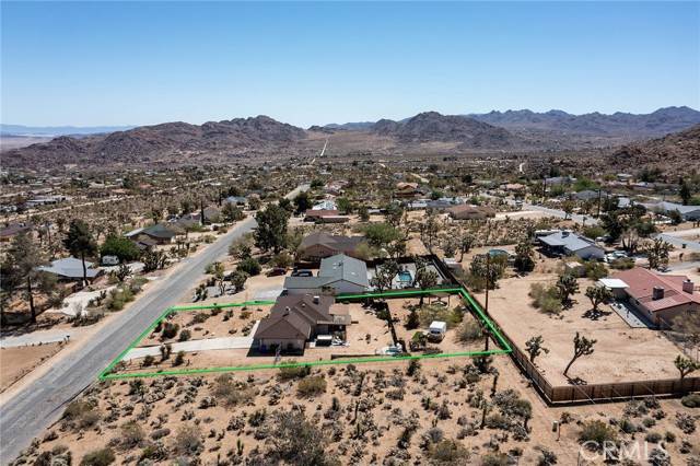 Joshua Tree, CA 92252,61029 Navajo Trail