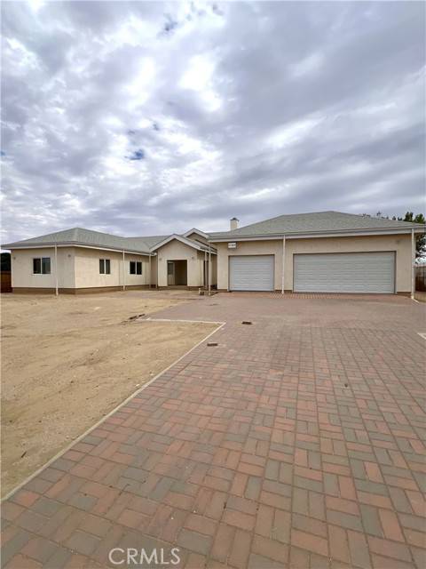 Lake Los Angeles, CA 93535,41380 156th Street