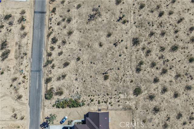 Joshua Tree, CA 92252,62407 Crestview Drive