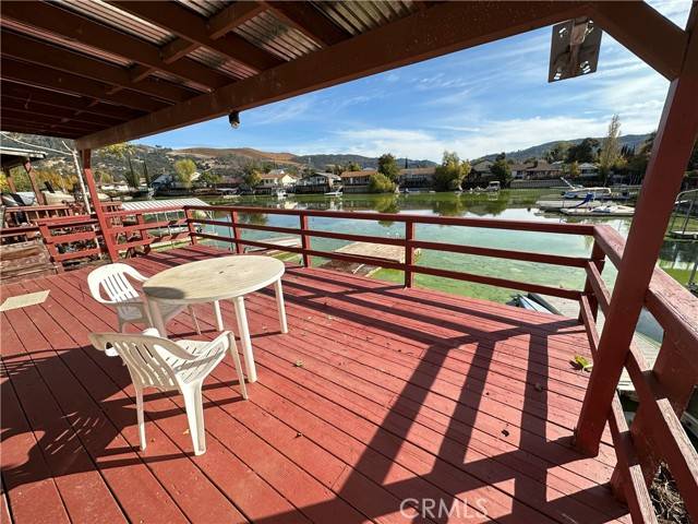 Clearlake Oaks, CA 95423,688 Keys Boulevard