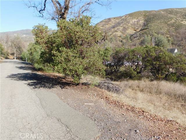 Clearlake Oaks, CA 95423,3660 Spring Valley Road