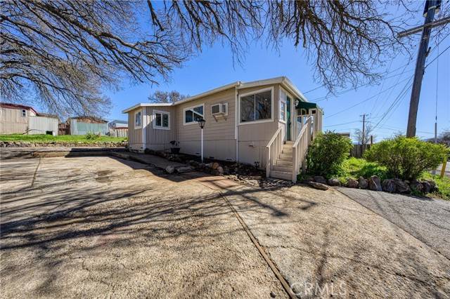 Clearlake, CA 95422,3912 Pine Avenue