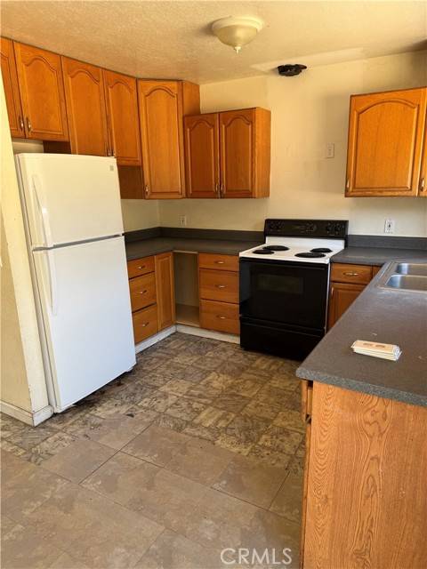 Clearlake, CA 95422,15474 Highlands Harbor Road