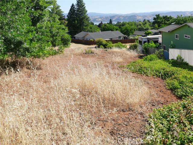 Kelseyville, CA 95451,9382 Tenaya Way