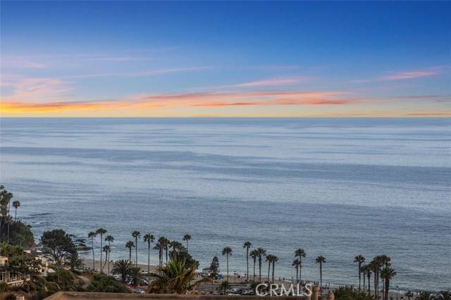 Laguna Beach, CA 92651,21773 Ocean Vista Drive #17