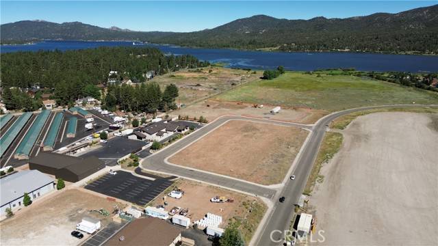 Big Bear Lake, CA 92315,154 Sandalwood Drive