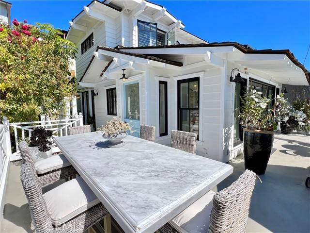 Laguna Beach, CA 92651,31502 Shrewsbury Drive