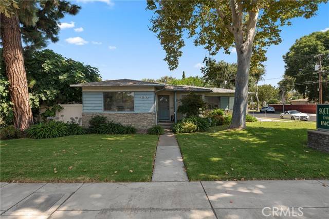 Fullerton, CA 92831,613 E Chapman Avenue
