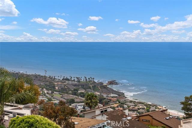 Laguna Beach, CA 92651,2526 Encina Way