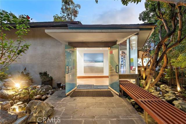 Laguna Beach, CA 92651,420 Alta Vista Way