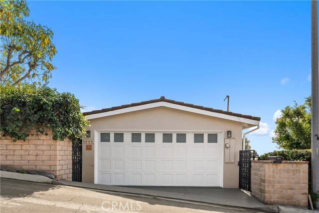 Laguna Beach, CA 92651,535 Mystic Way