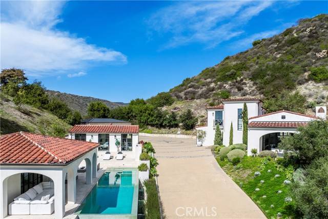 Laguna Beach, CA 92651,272 Canyon Acres Drive