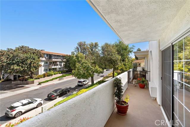 Laguna Woods, CA 92637,2276 Via Mariposa #O