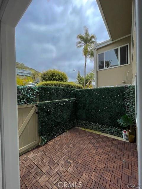 Laguna Beach, CA 92651,21722 Ocean Vista Drive #C