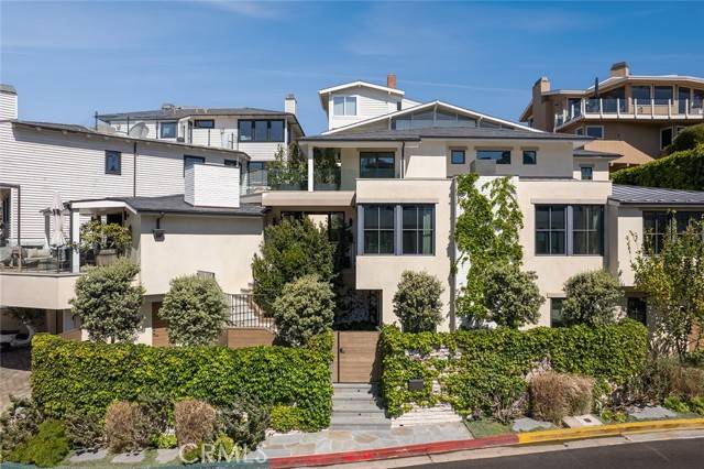 Laguna Beach, CA 92651,27 Emerald Bay