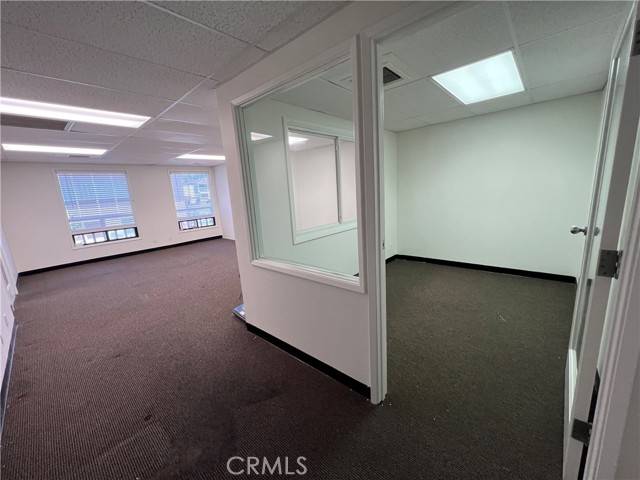 Laguna Beach, CA 92651,920 Glenneyre