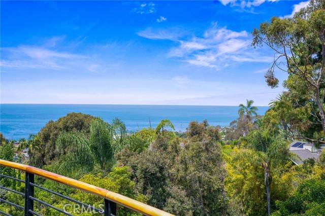 Laguna Beach, CA 92651,686 Diamond Street