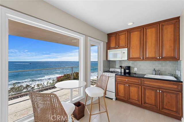 Laguna Beach, CA 92651,603 S Coast #C